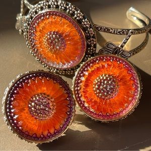 Amy Khan Russell (AKR) rare vintage sunflower bracelet earrings set